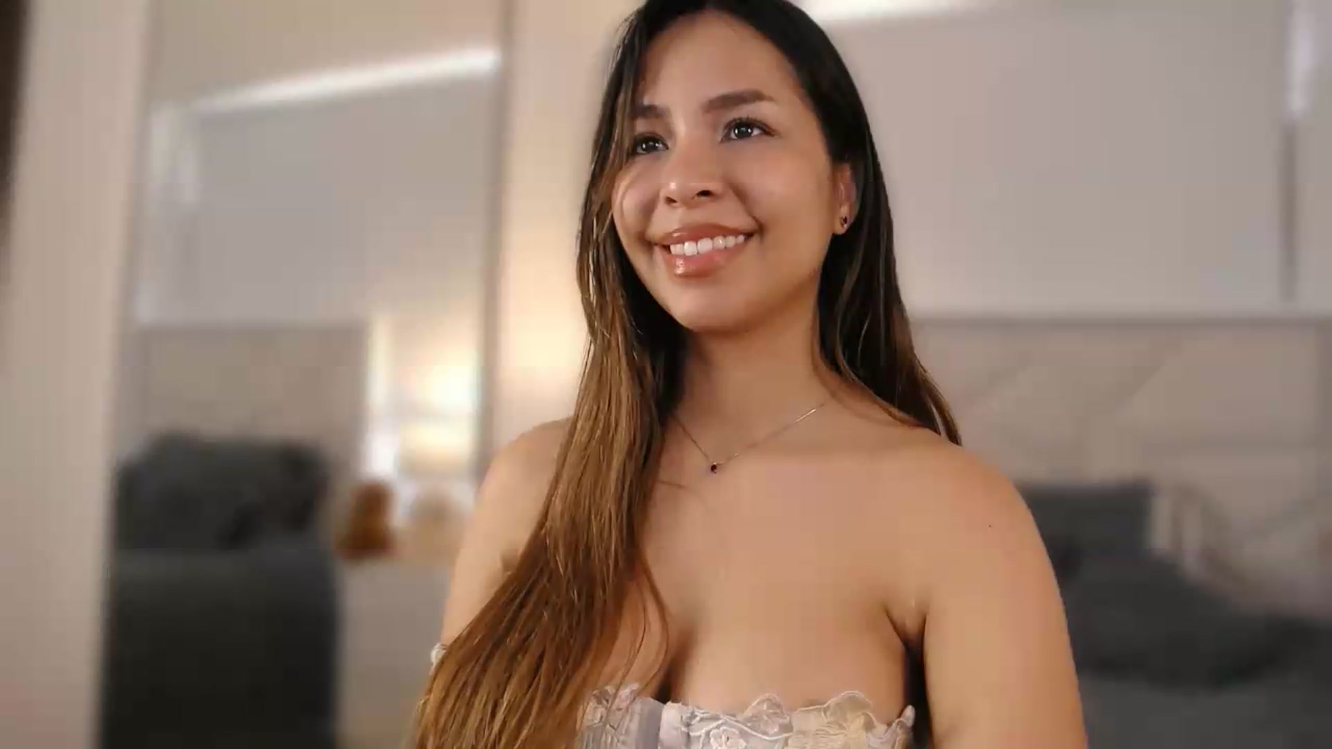 Gallery image thumbnail from Megui's myfreecams stream on, 07/06/2026, 15:14 image 12 of 20
