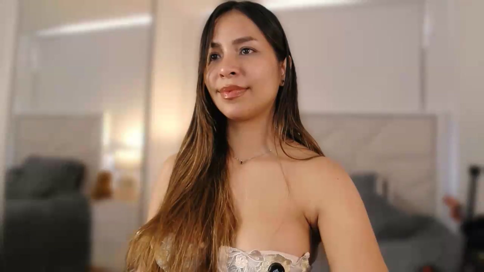 Gallery image thumbnail from Megui's myfreecams stream on, 07/06/2026, 16:01 image 16 of 20