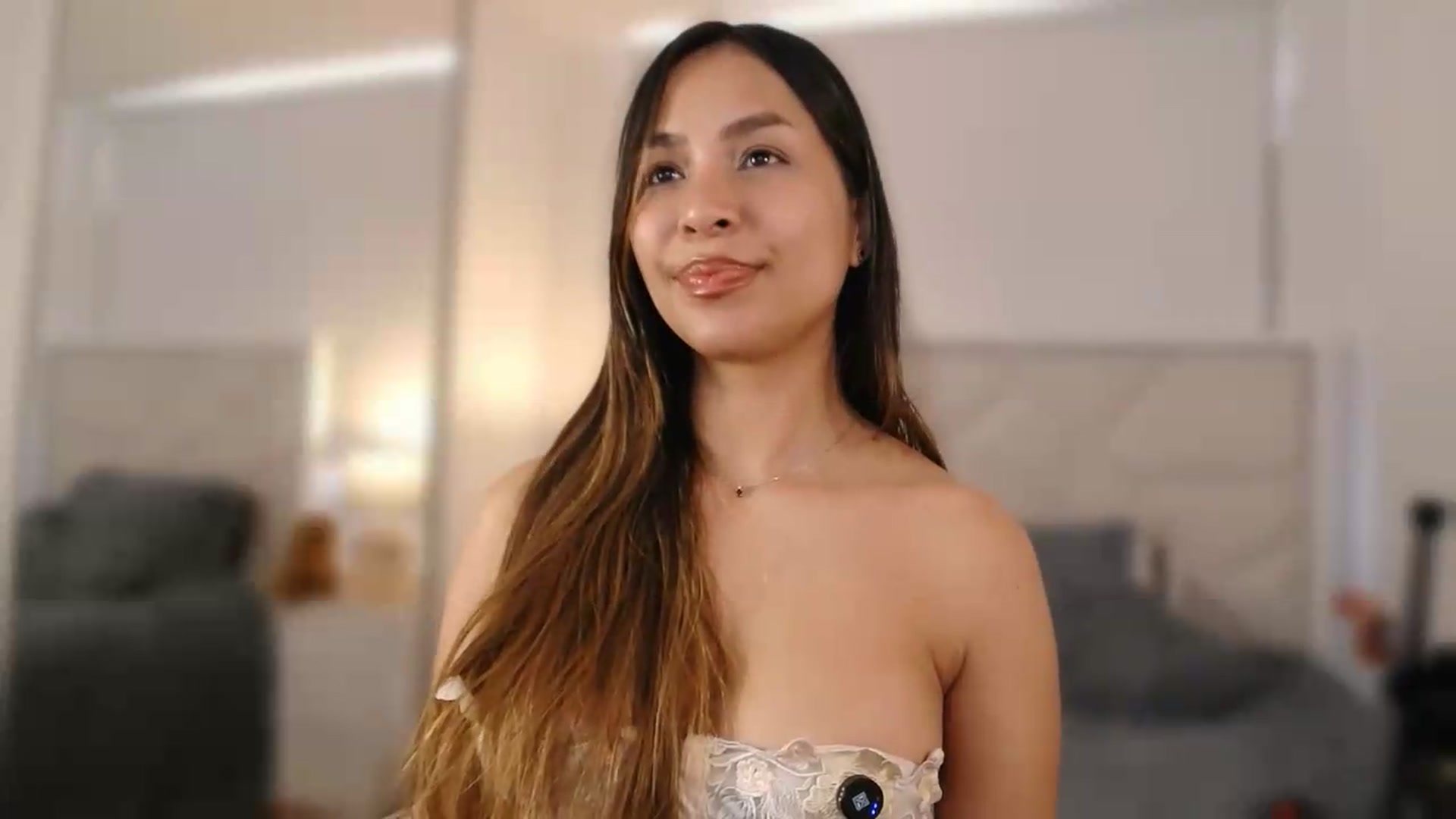 Gallery image thumbnail from Megui's myfreecams stream on, 07/06/2026, 16:01 image 11 of 20
