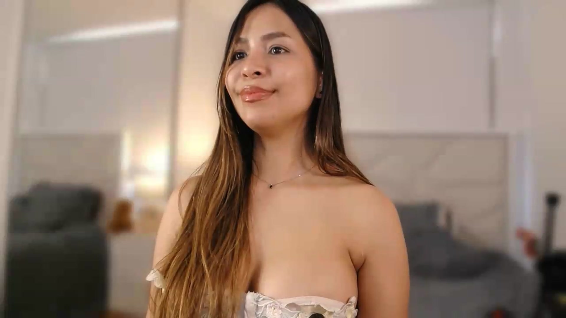 Gallery image thumbnail from Megui's myfreecams stream on, 07/06/2026, 16:01 image 20 of 20