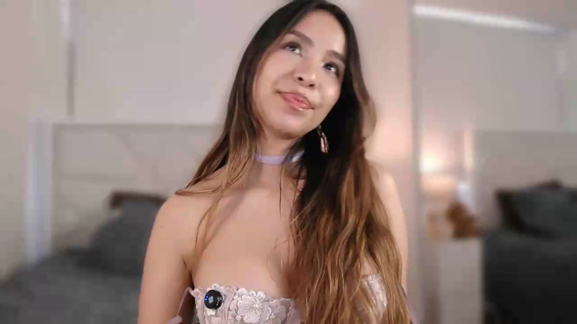 Gallery image thumbnail from Megui's myfreecams stream on, 07/08/2026, 13:44 image 5 of 20