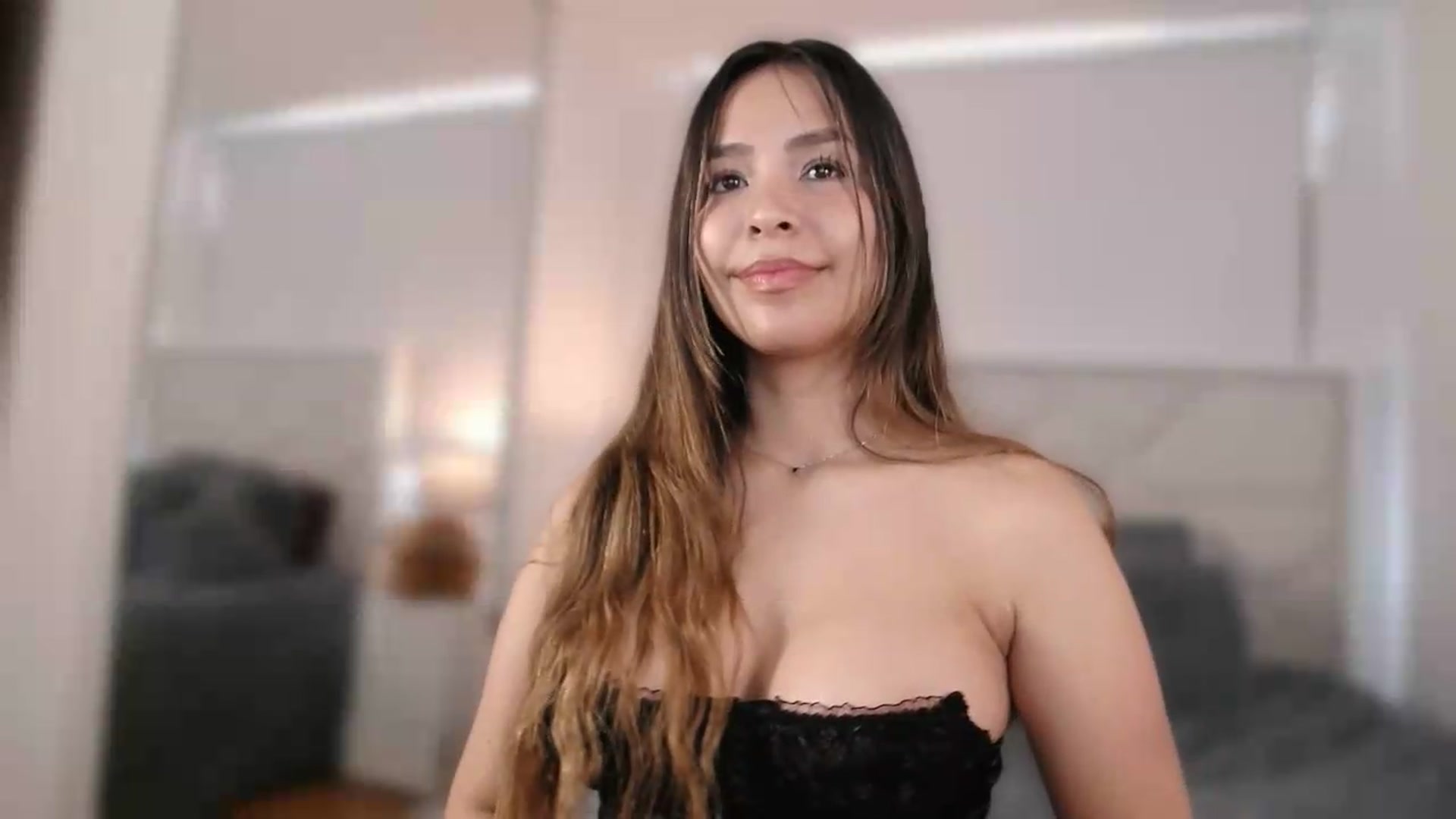 Gallery image thumbnail from Megui's myfreecams stream on, 07/09/2026, 14:11 image 14 of 20