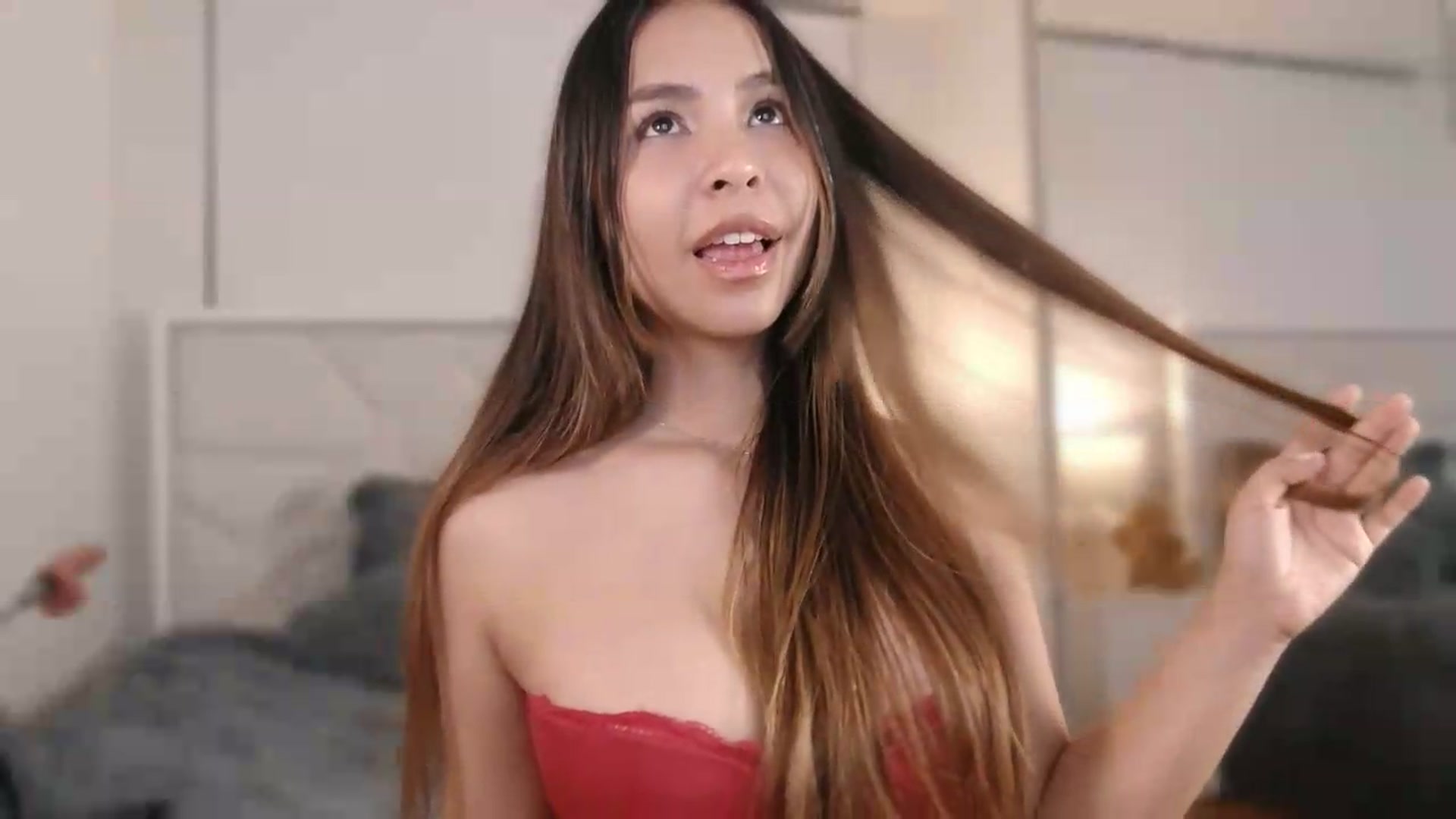 Gallery image thumbnail from Megui's myfreecams stream on, 07/21/2026, 05:43 image 15 of 20