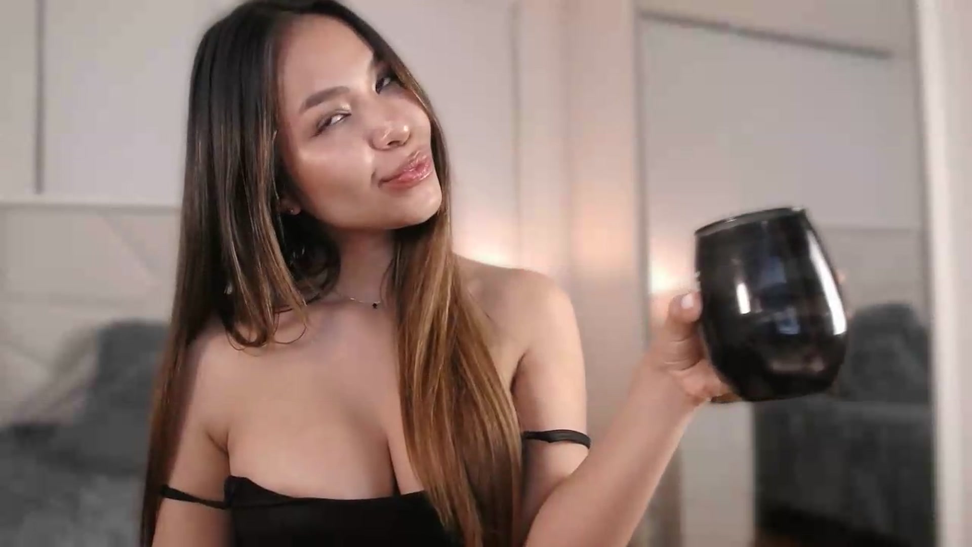 Gallery image thumbnail from Megui's myfreecams stream on, 07/29/2026, 05:06 image 5 of 20