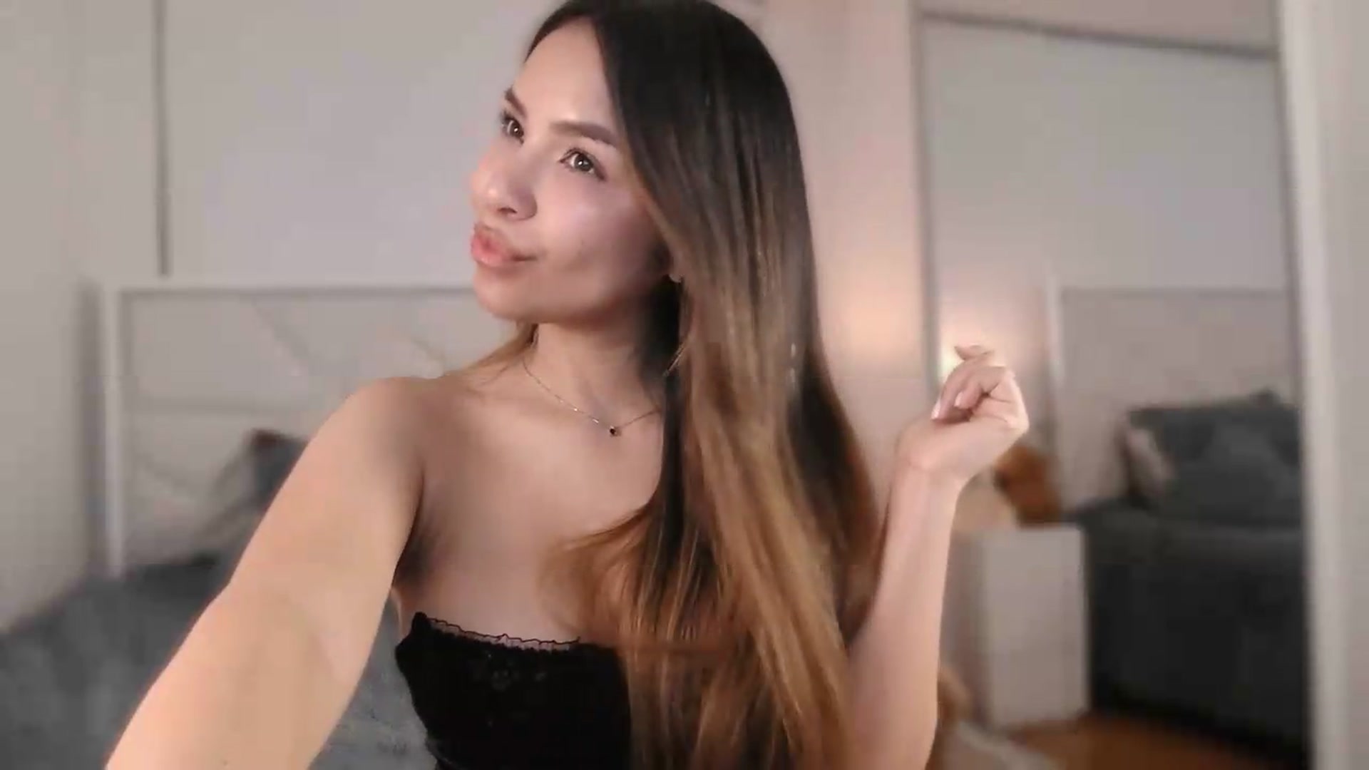 Gallery image thumbnail from Megui's myfreecams stream on, 08/03/2026, 08:06 image 7 of 20