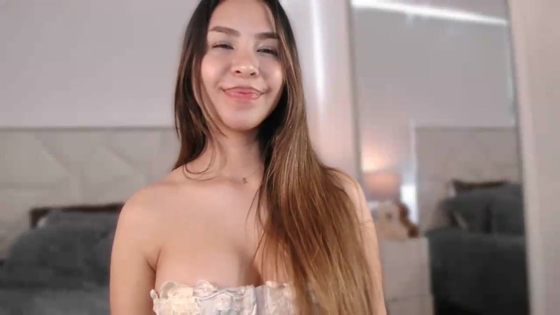 Gallery image thumbnail from Megui's myfreecams stream on, 08/05/2026, 14:12 image 3 of 20