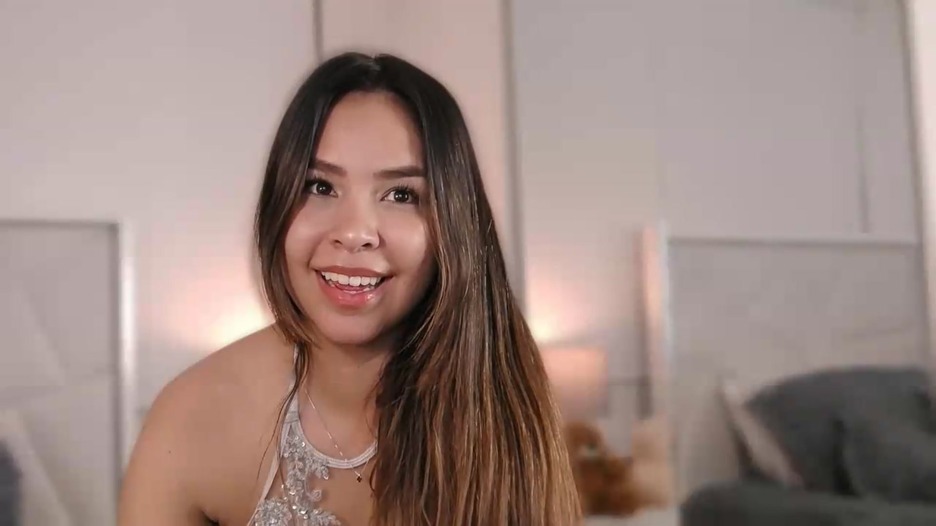 Gallery image thumbnail from Megui's myfreecams stream on, 08/10/2026, 04:51 image 4 of 20
