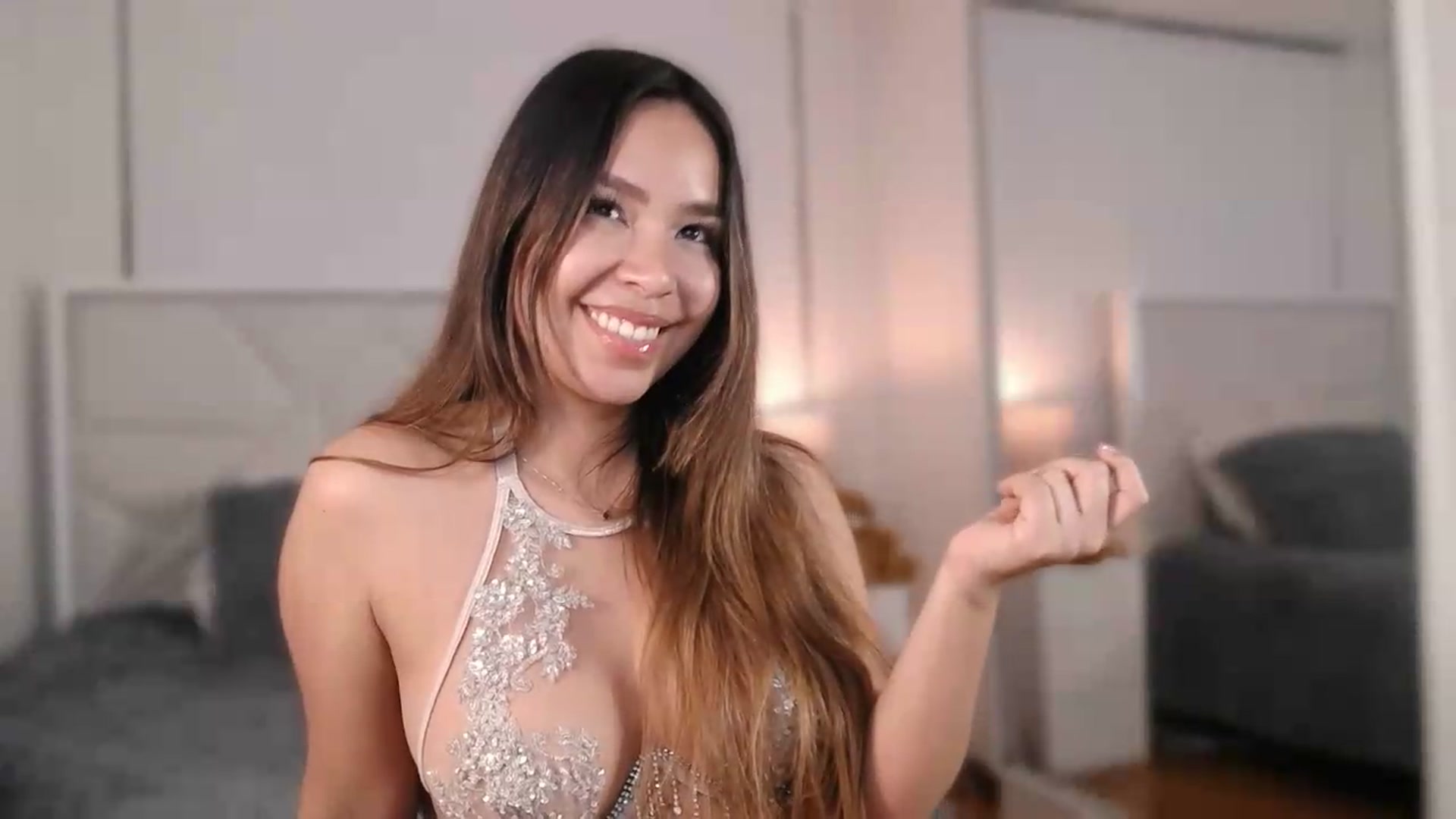 Gallery image thumbnail from Megui's myfreecams stream on, 08/10/2026, 05:47 image 11 of 20