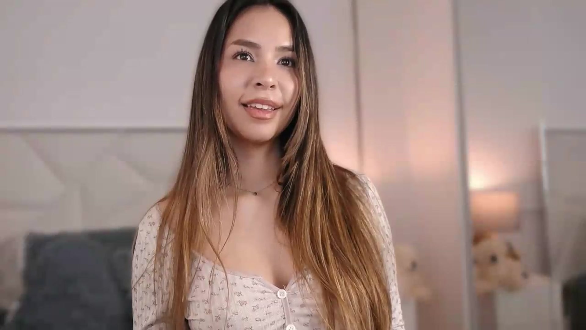 Gallery image thumbnail from Megui's myfreecams stream on, 08/12/2026, 06:18 image 18 of 20
