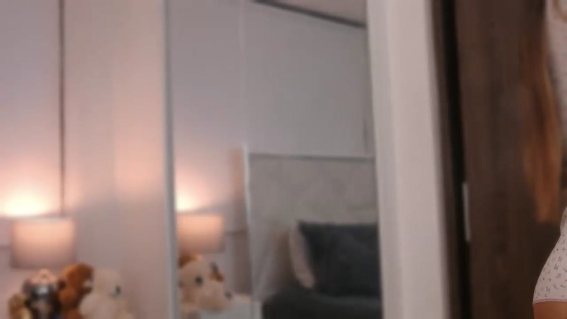 Gallery image thumbnail from Megui's myfreecams stream on, 08/12/2026, 06:18 image 3 of 20