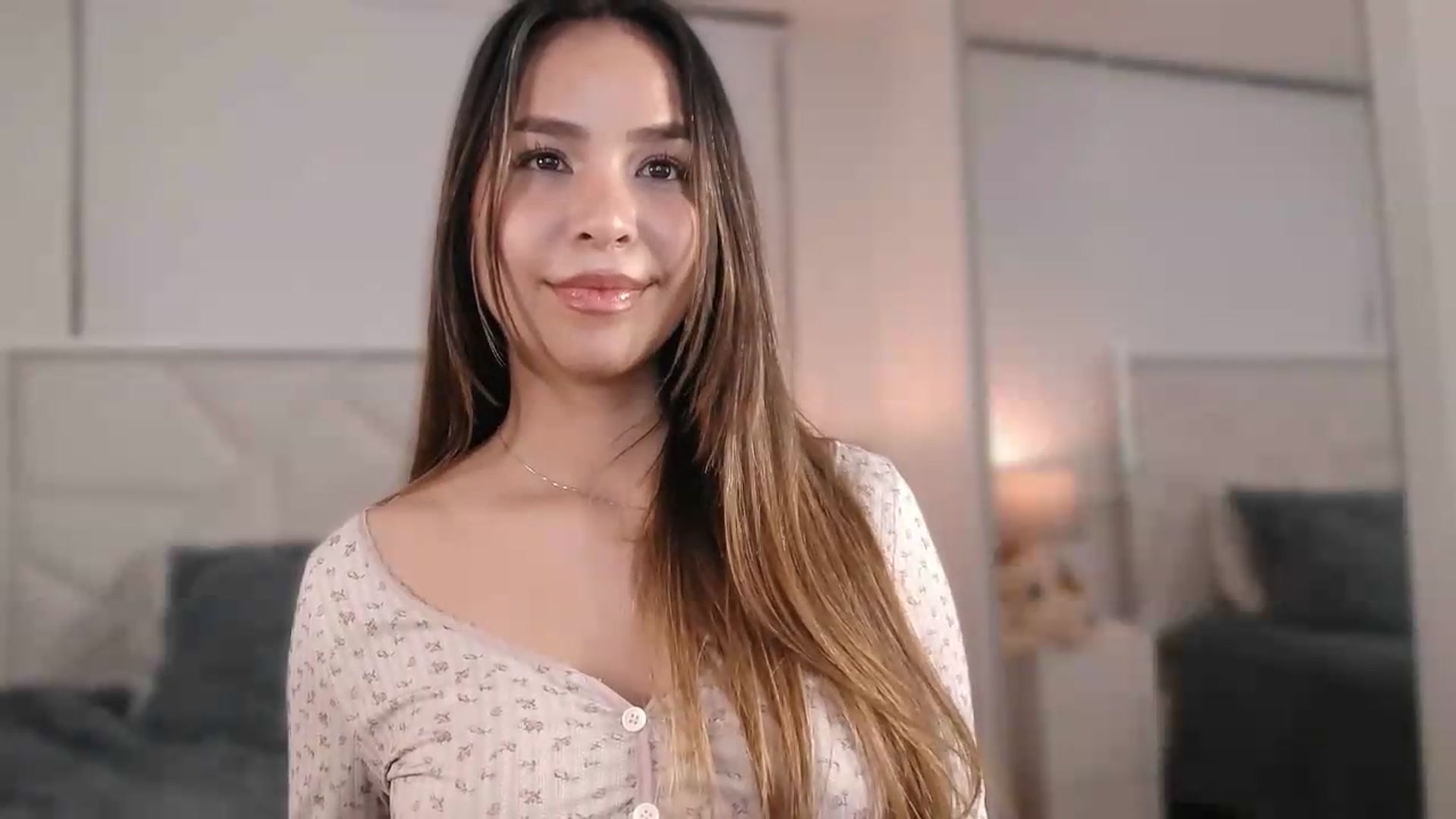 Gallery image thumbnail from Megui's myfreecams stream on, 08/12/2026, 07:49 image 5 of 20