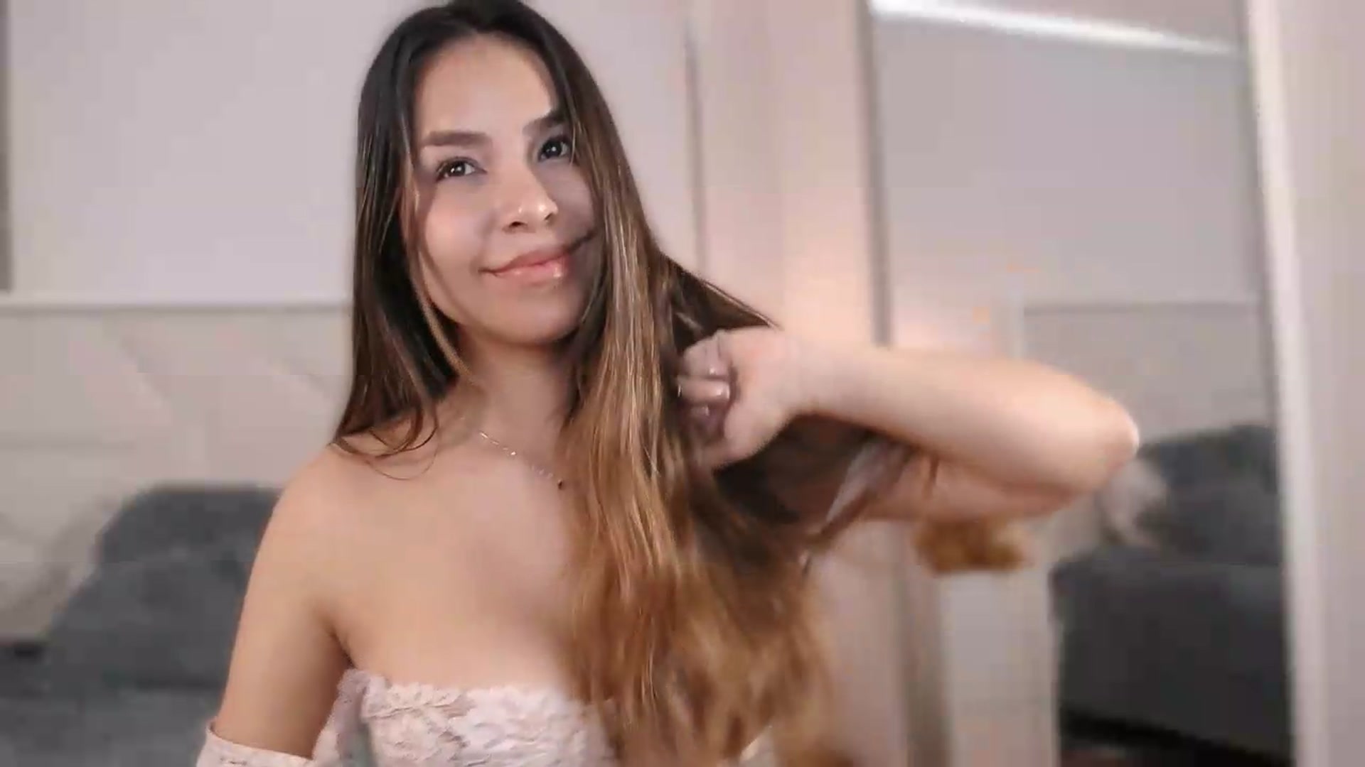 Gallery image thumbnail from Megui's myfreecams stream on, 08/13/2026, 15:38 image 15 of 20