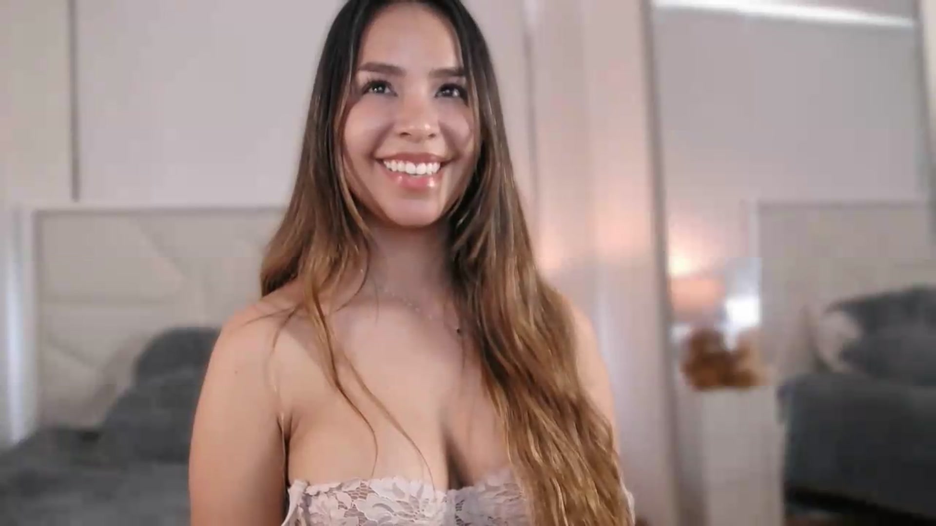 Gallery image thumbnail from Megui's myfreecams stream on, 08/13/2026, 15:38 image 9 of 20