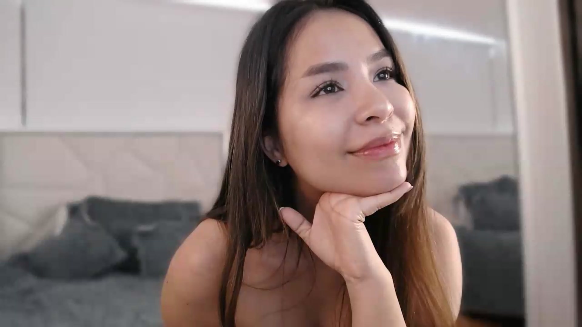 Gallery image thumbnail from Megui's myfreecams stream on, 08/19/2026, 13:43 image 15 of 20