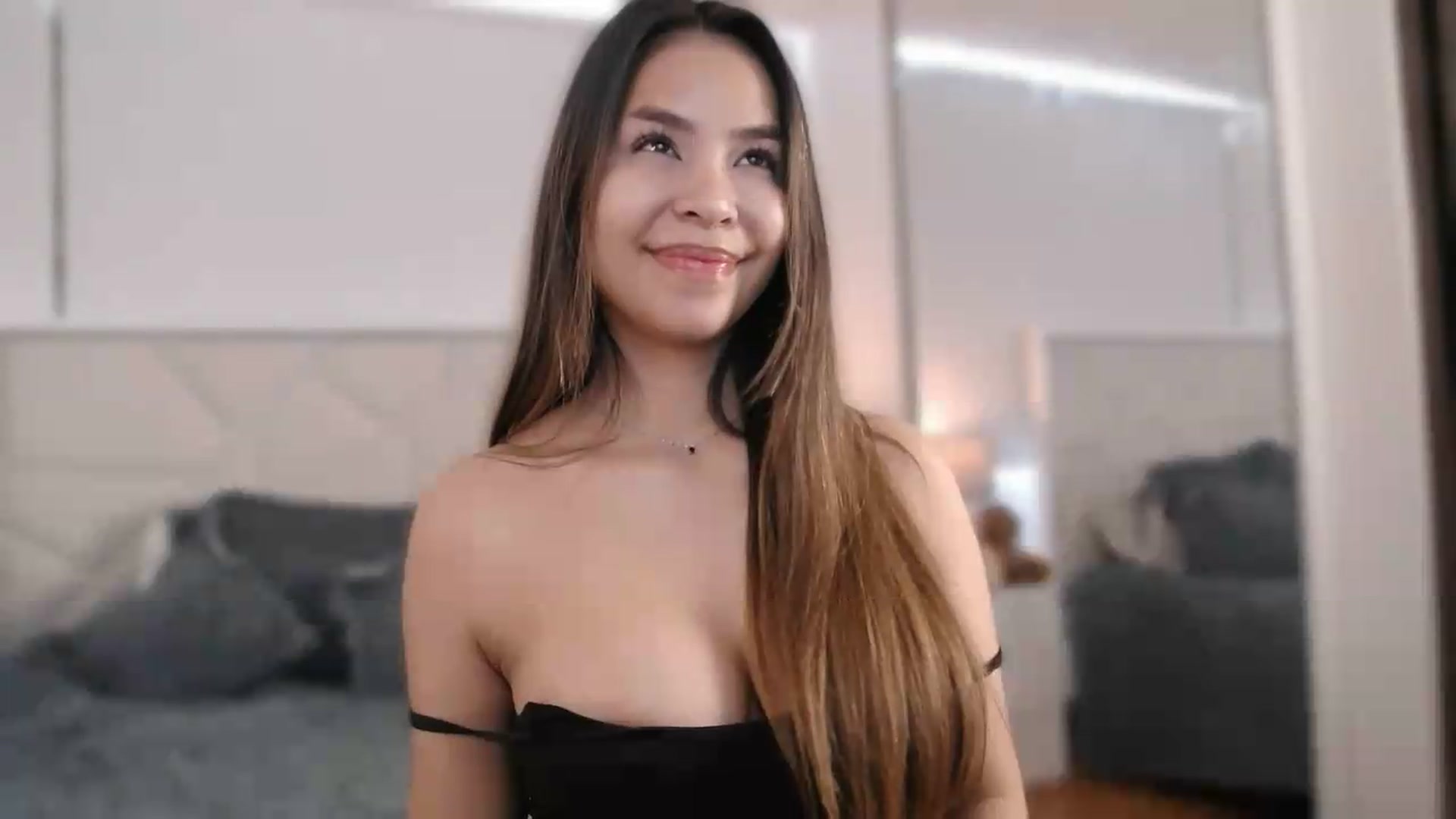 Gallery image thumbnail from Megui's myfreecams stream on, 08/19/2026, 13:43 image 11 of 20