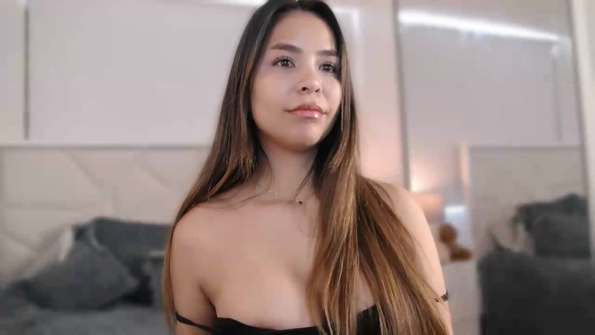Gallery image thumbnail from Megui's myfreecams stream on, 08/19/2026, 13:43 image 7 of 20