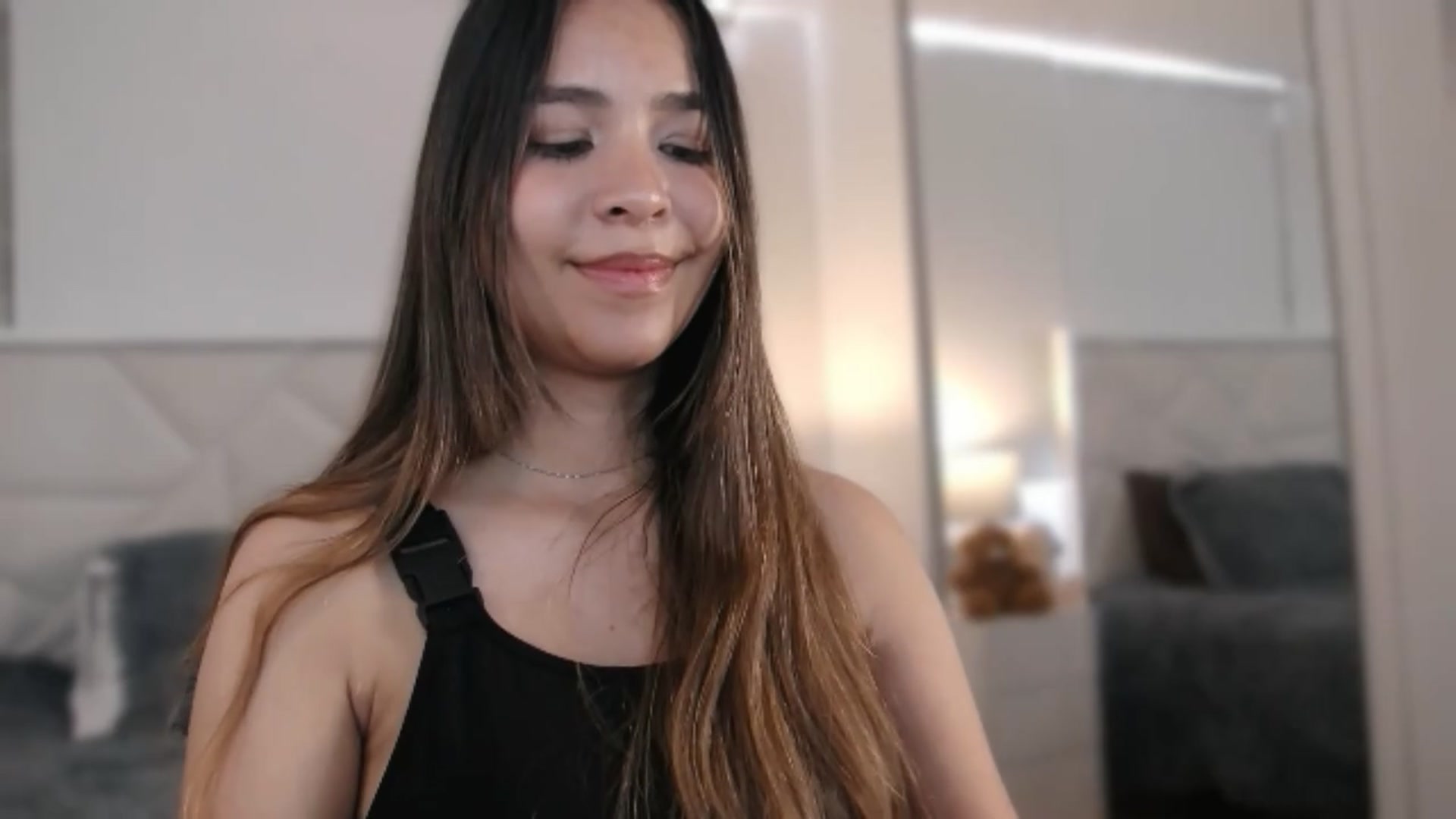 Gallery image thumbnail from Megui's myfreecams stream on, 09/02/2026, 13:40 image 18 of 20