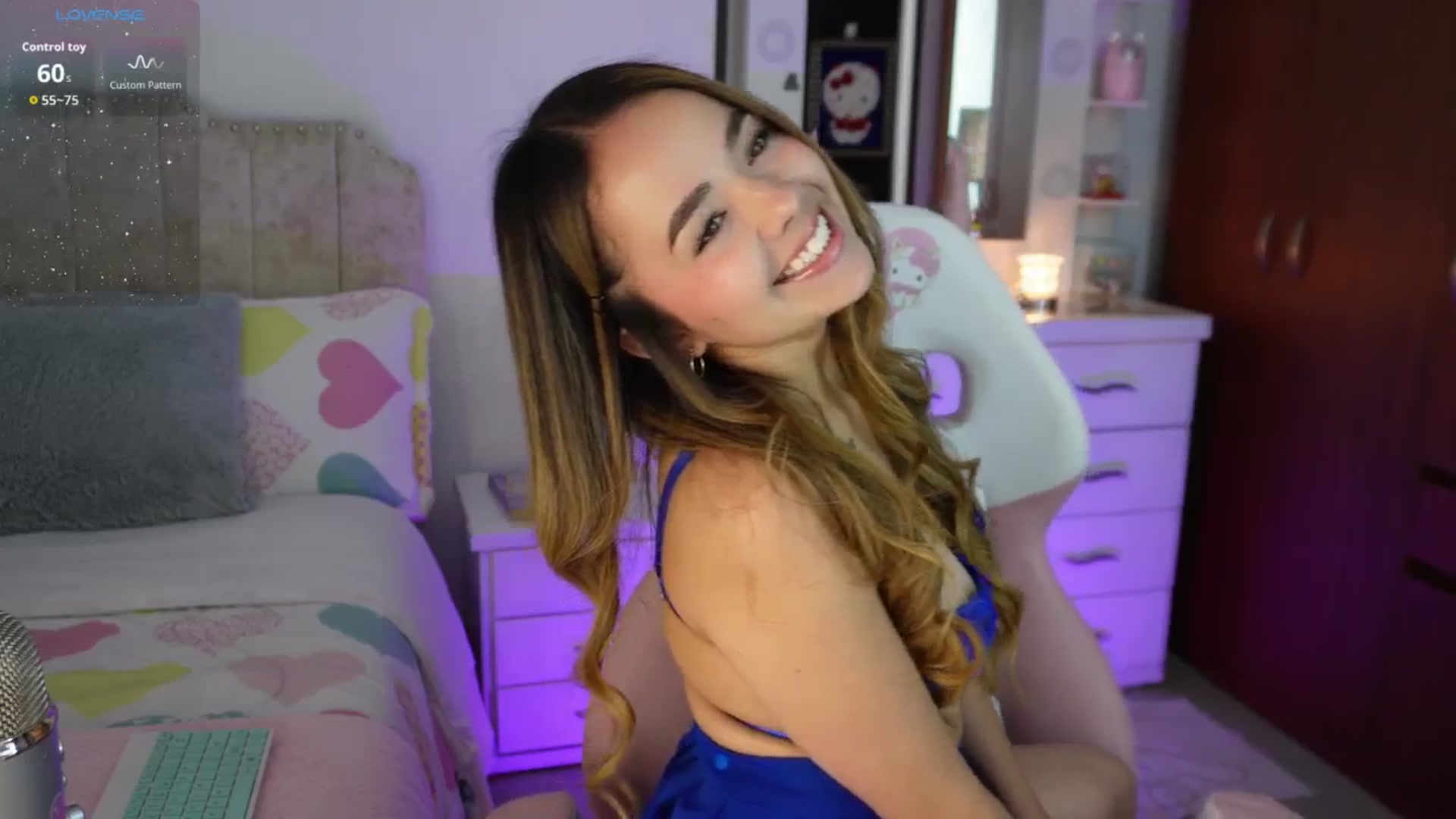 Gallery image thumbnail from MelBliss's myfreecams stream on, 12/20/2025, 24:01 image 13 of 20