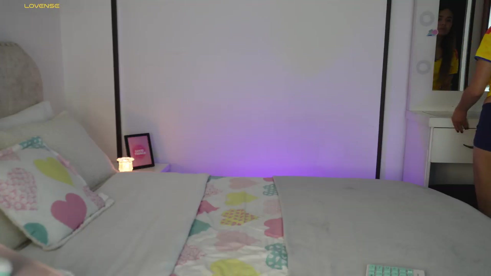 Gallery image thumbnail from MelBliss's myfreecams stream on, 06/19/2026, 24:36 image 4 of 20