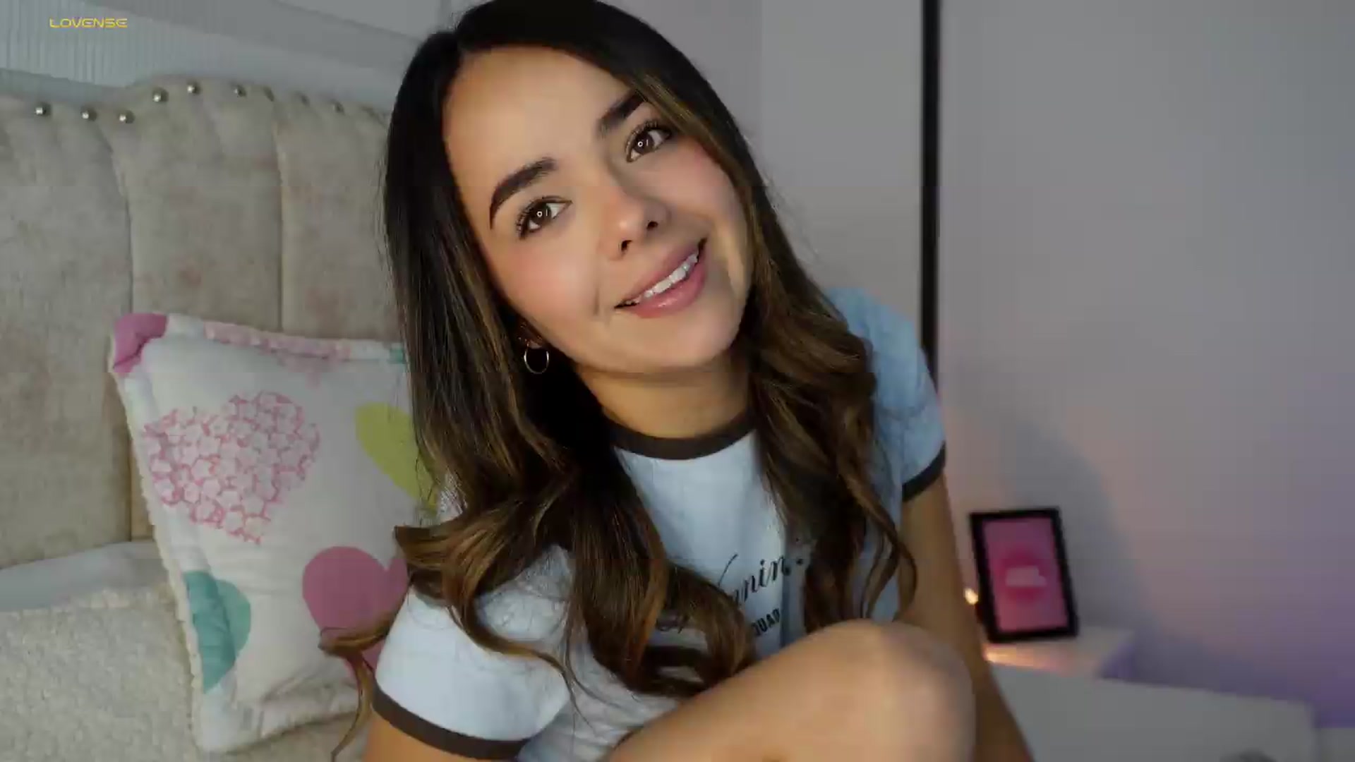 Gallery image thumbnail from MelBliss's myfreecams stream on, 06/25/2026, 03:09 image 17 of 20