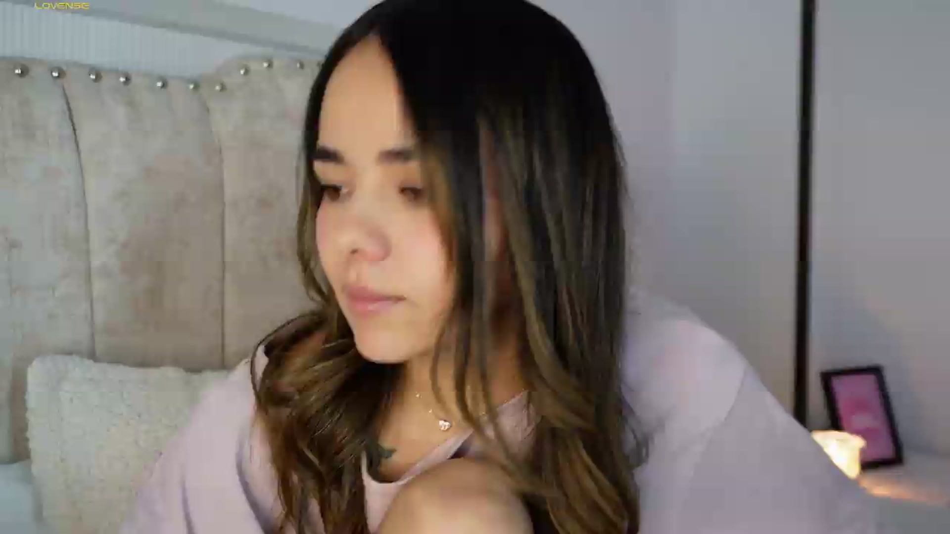 Gallery image thumbnail from MelBliss's myfreecams stream on, 06/27/2026, 03:42 image 6 of 20