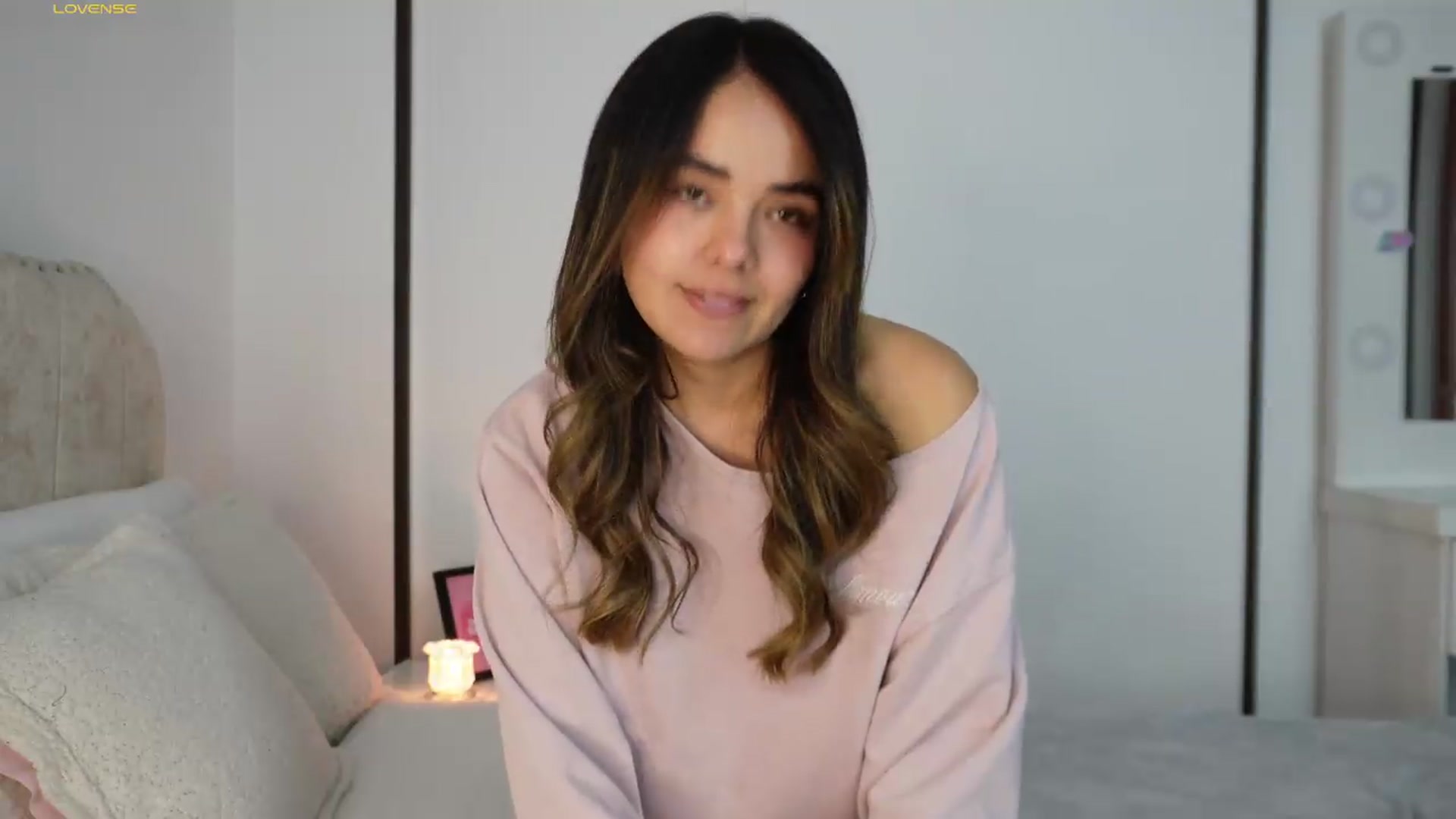 Gallery image thumbnail from MelBliss's myfreecams stream on, 07/29/2026, 01:39 image 4 of 20