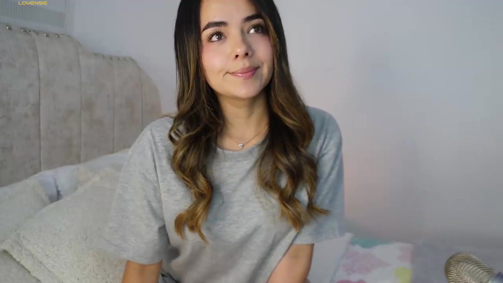 Gallery image thumbnail from MelBliss's myfreecams stream on, 07/30/2026, 24:49 image 15 of 20