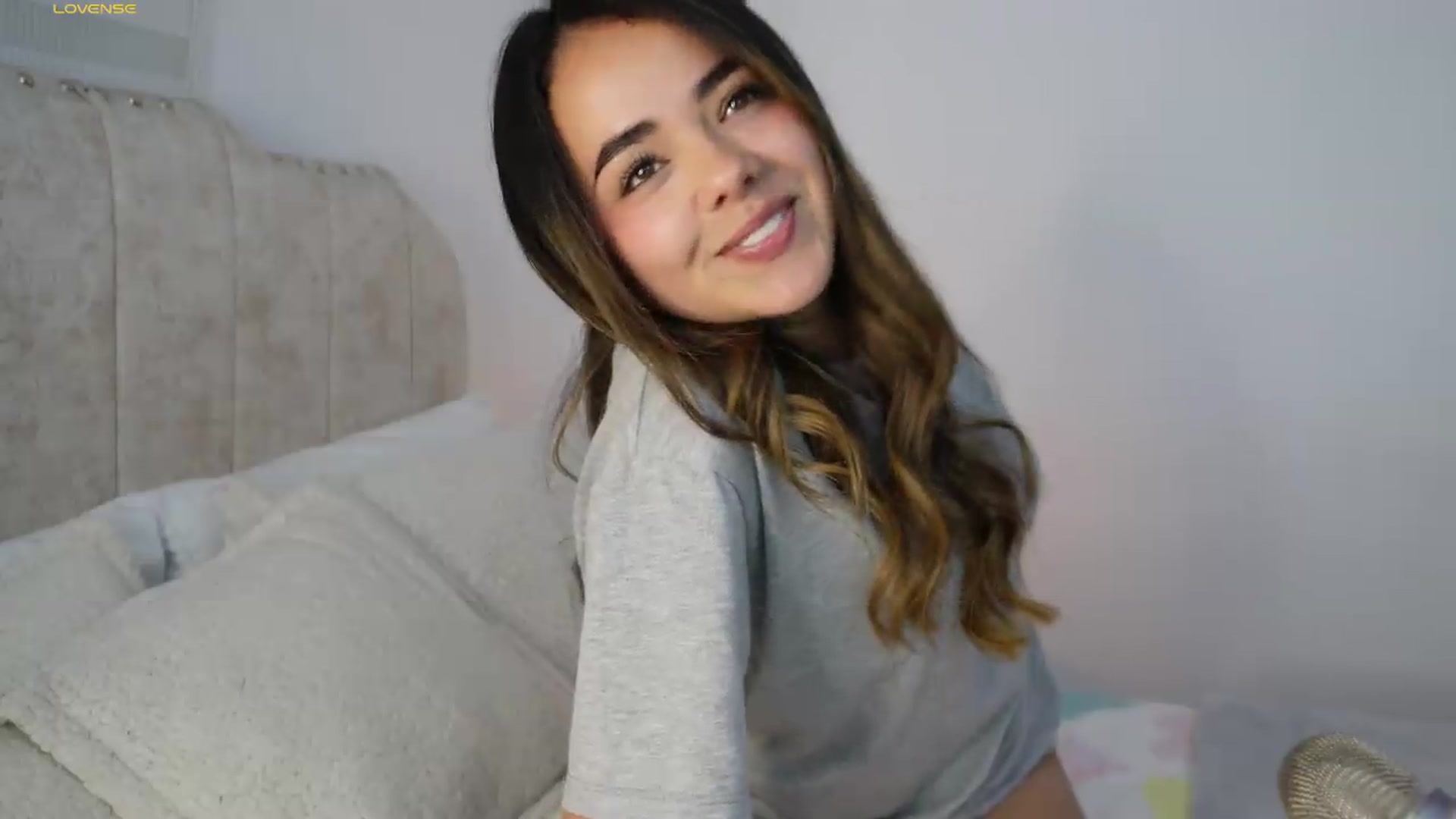 Gallery image thumbnail from MelBliss's myfreecams stream on, 07/30/2026, 24:49 image 4 of 20