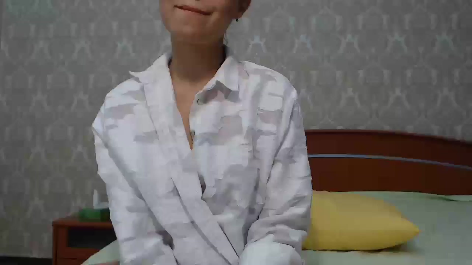 Gallery image thumbnail from MelJoy's myfreecams stream on, 07/04/2024, 18:20 image 7 of 20