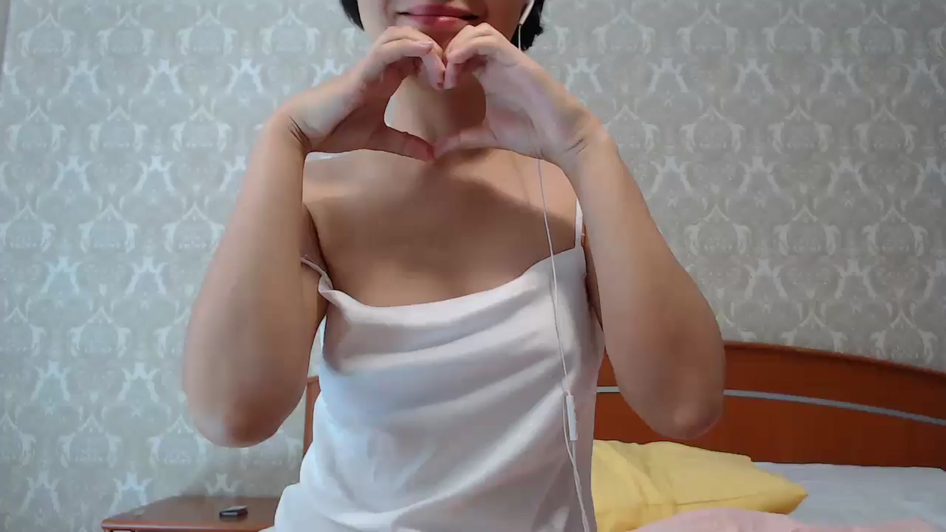 Gallery image thumbnail from MelJoy's myfreecams stream on, 10/24/2024, 05:56 image 14 of 20
