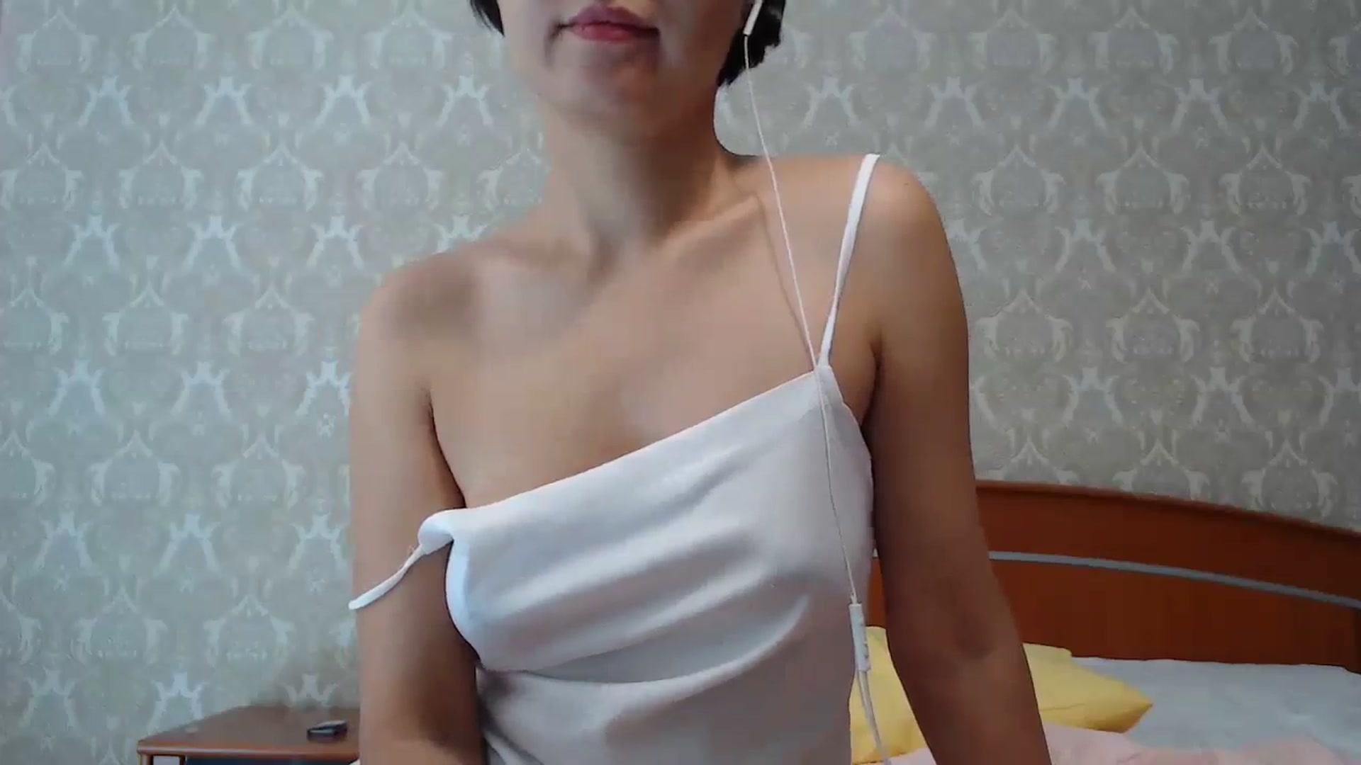 Gallery image thumbnail from MelJoy's myfreecams stream on, 10/24/2024, 05:56 image 20 of 20
