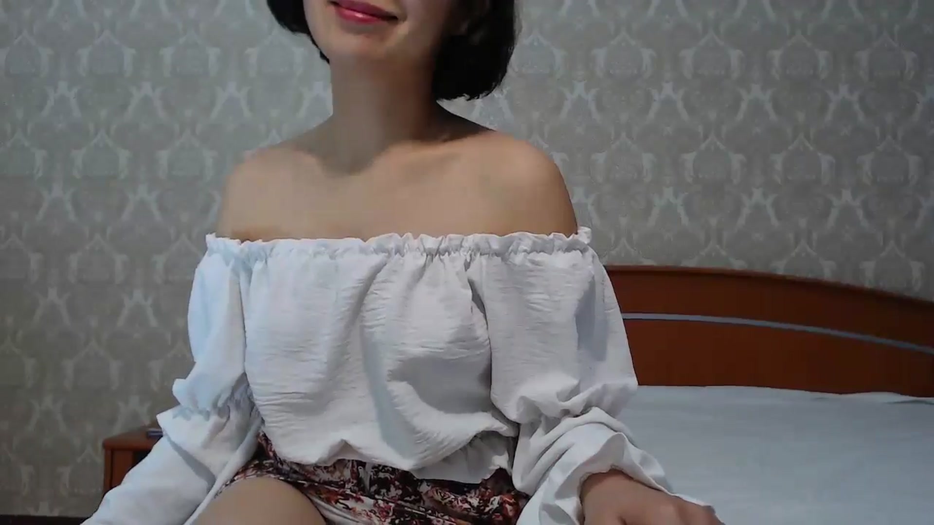 Gallery image thumbnail from MelJoy's myfreecams stream on, 01/05/2025, 18:54 image 16 of 20