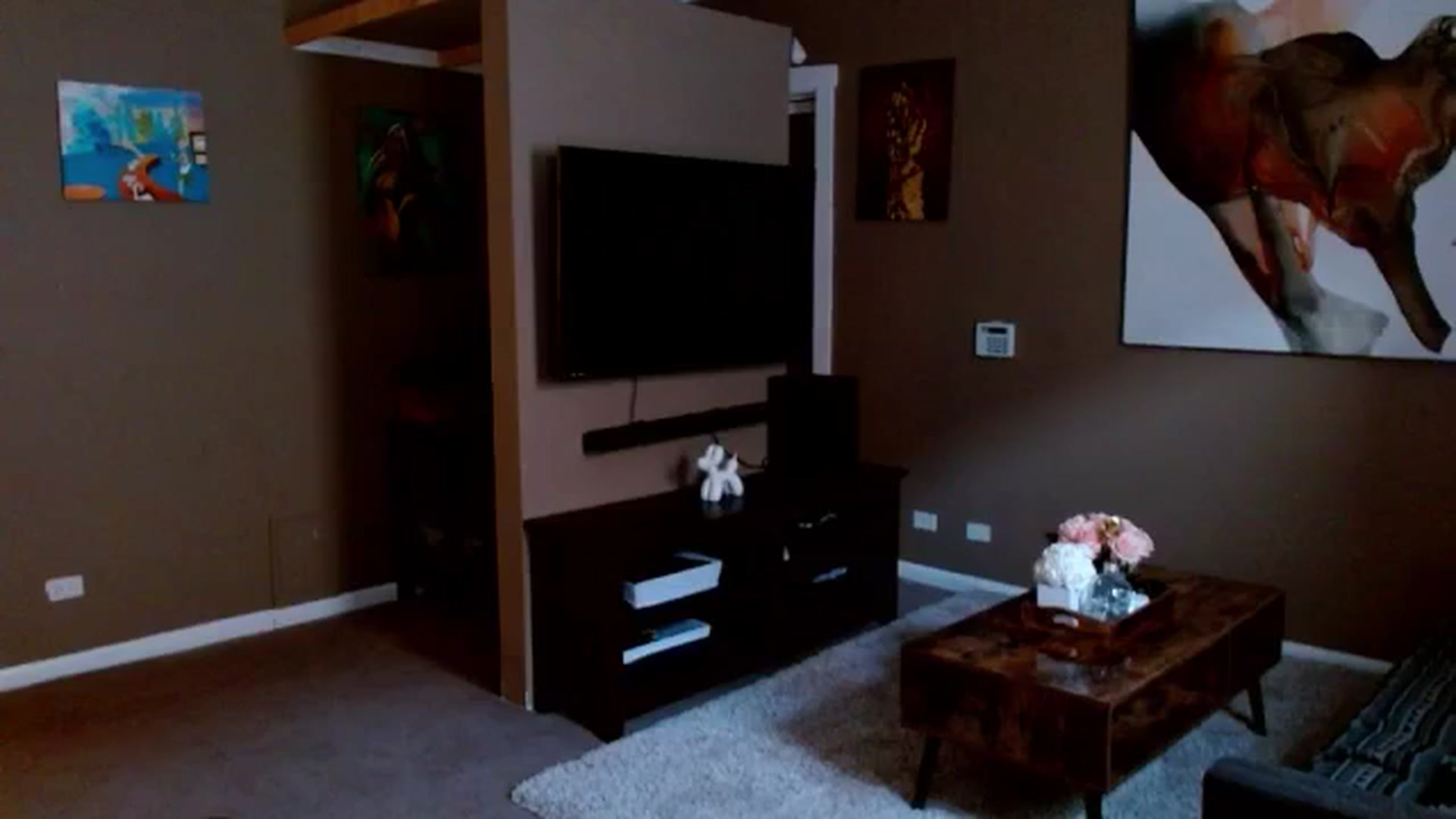 Gallery image thumbnail from Mel_inLove's myfreecams stream on, 06/02/2025, 01:20 image 12 of 20