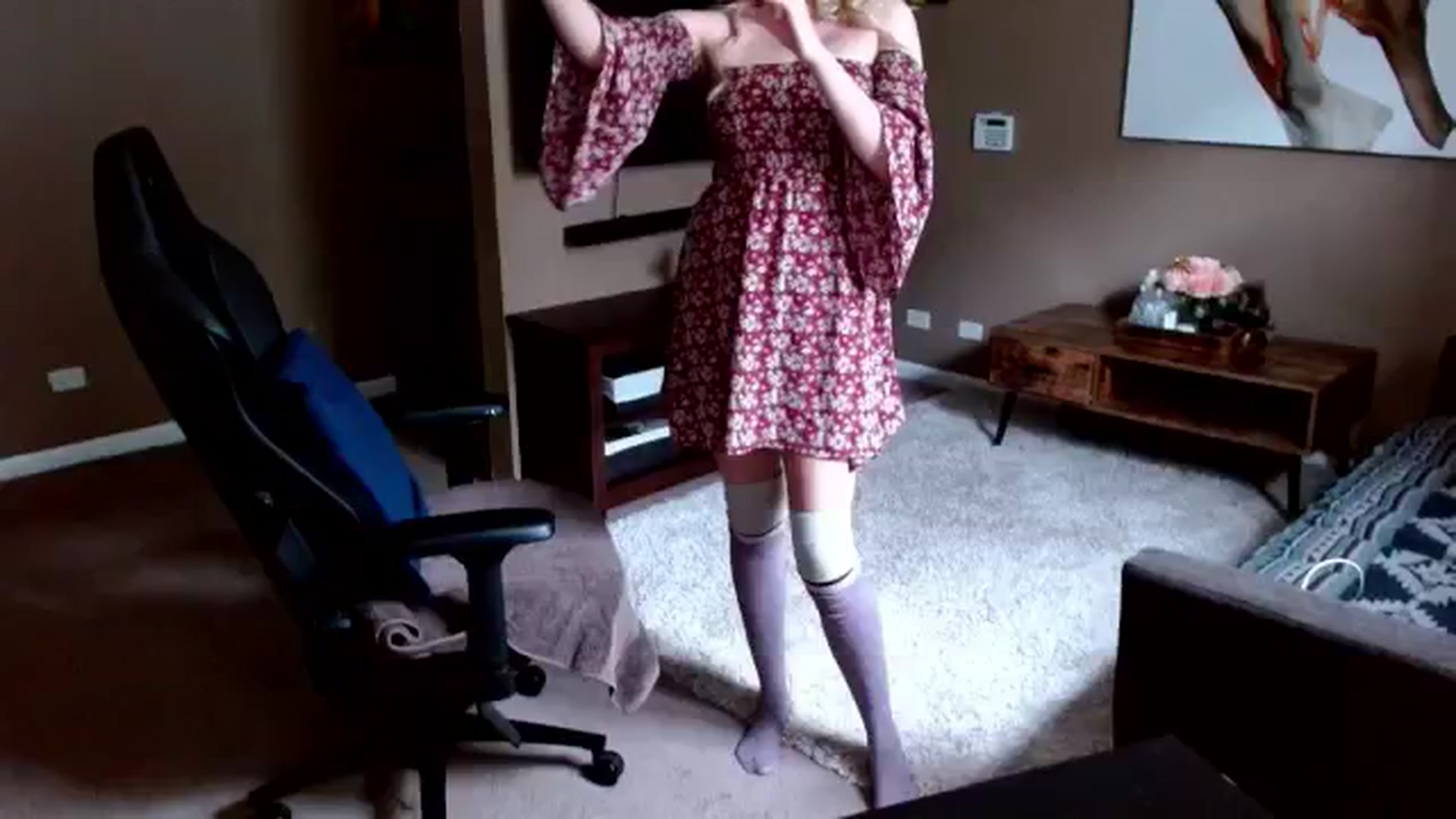 Gallery image thumbnail from Mel_inLove's myfreecams stream on, 06/04/2025, 23:48 image 6 of 20