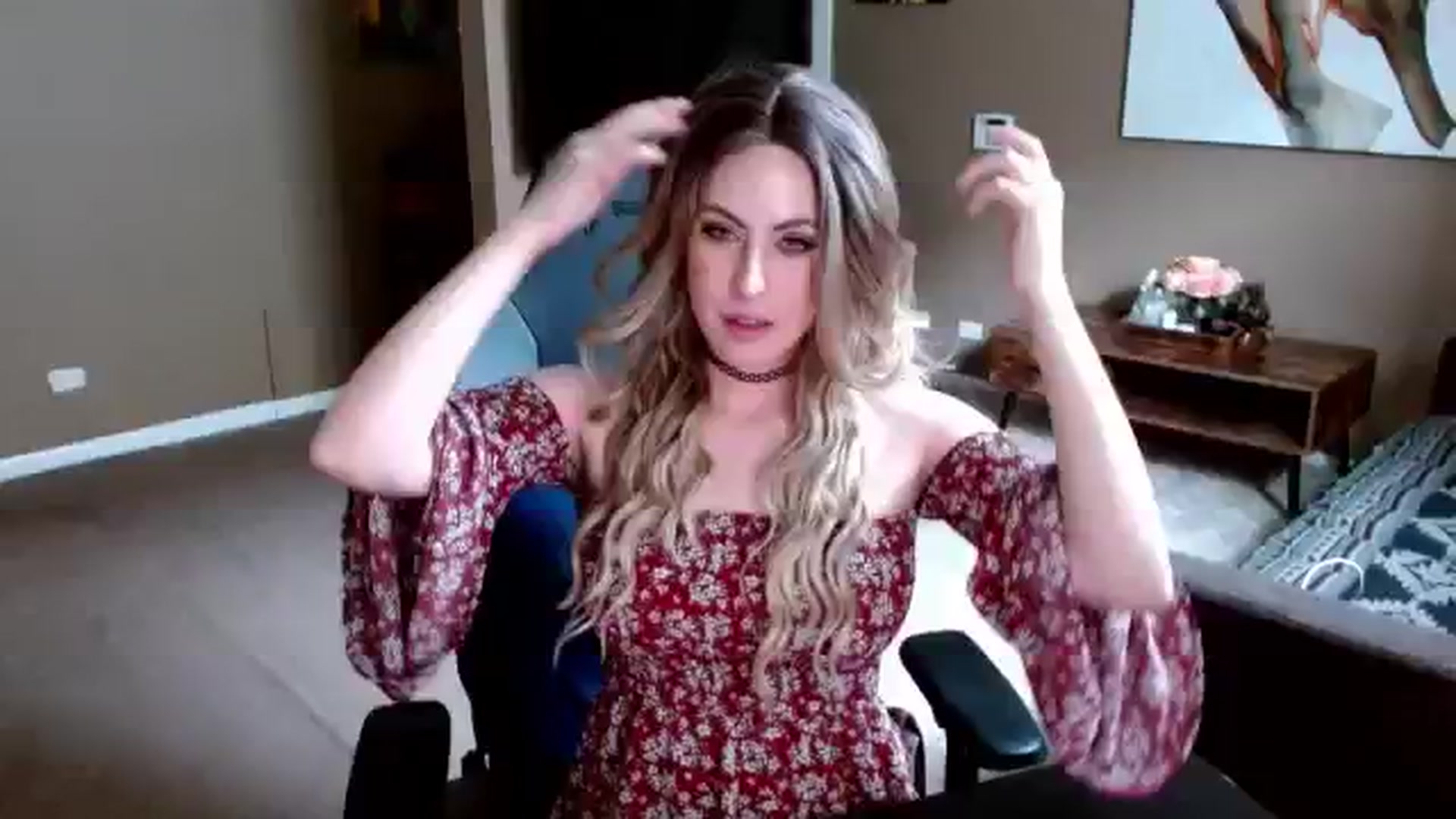Gallery image thumbnail from Mel_inLove's myfreecams stream on, 06/04/2025, 23:48 image 5 of 20