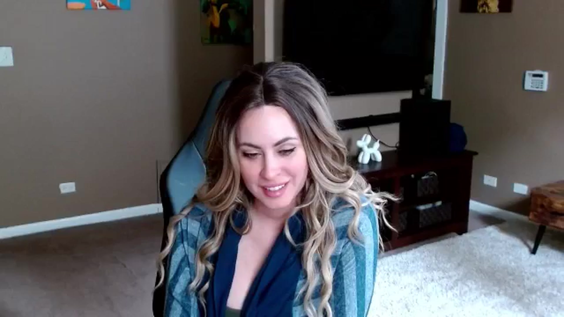 Gallery image thumbnail from Mel_inLove's myfreecams stream on, 06/10/2025, 18:08 image 1 of 20