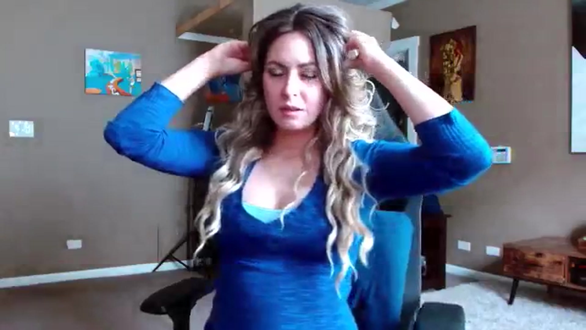 Gallery image thumbnail from Mel_inLove's myfreecams stream on, 07/10/2025, 18:06 image 17 of 20