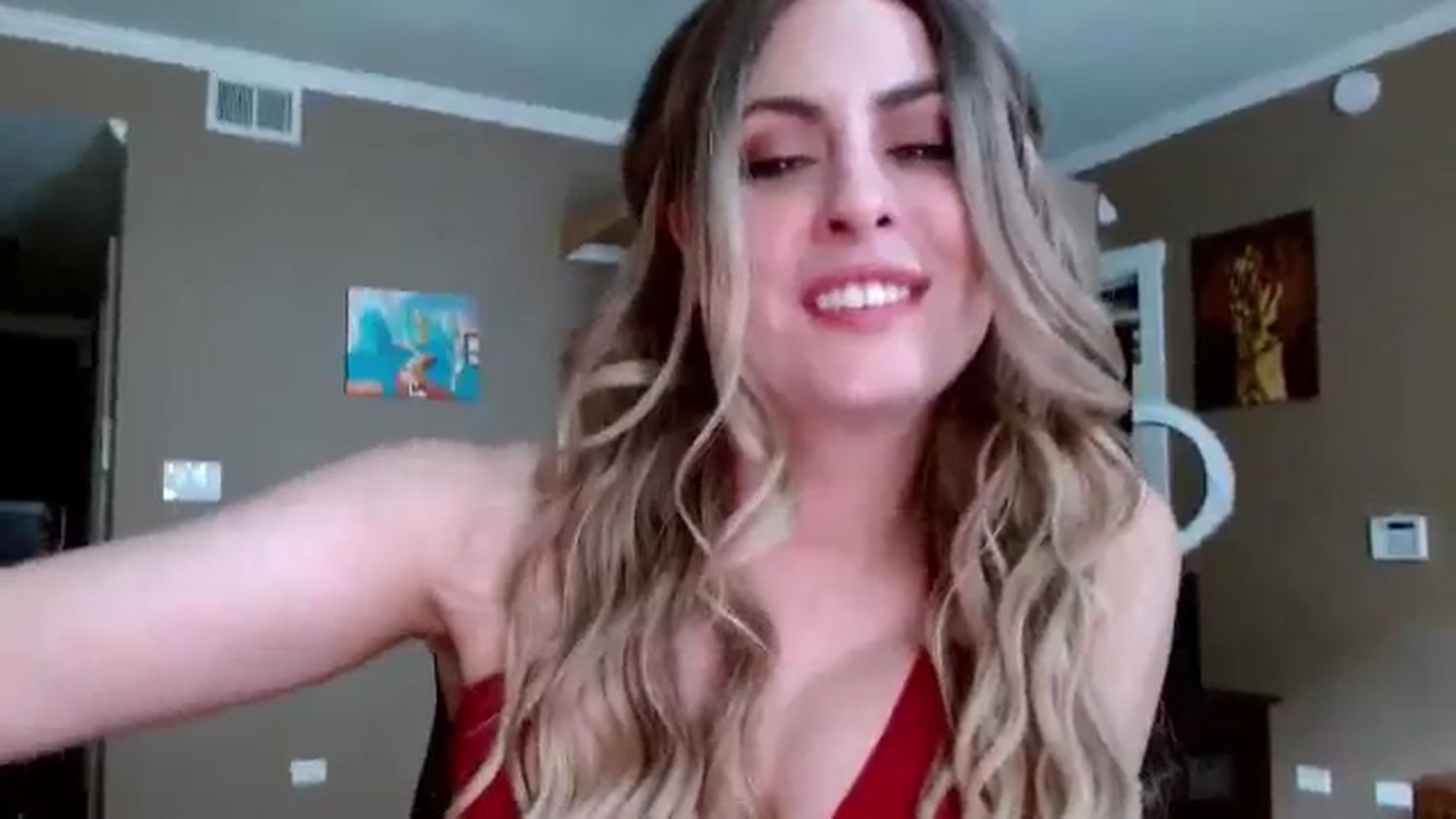 Gallery image thumbnail from Mel_inLove's myfreecams stream on, 07/11/2025, 22:37 image 18 of 20