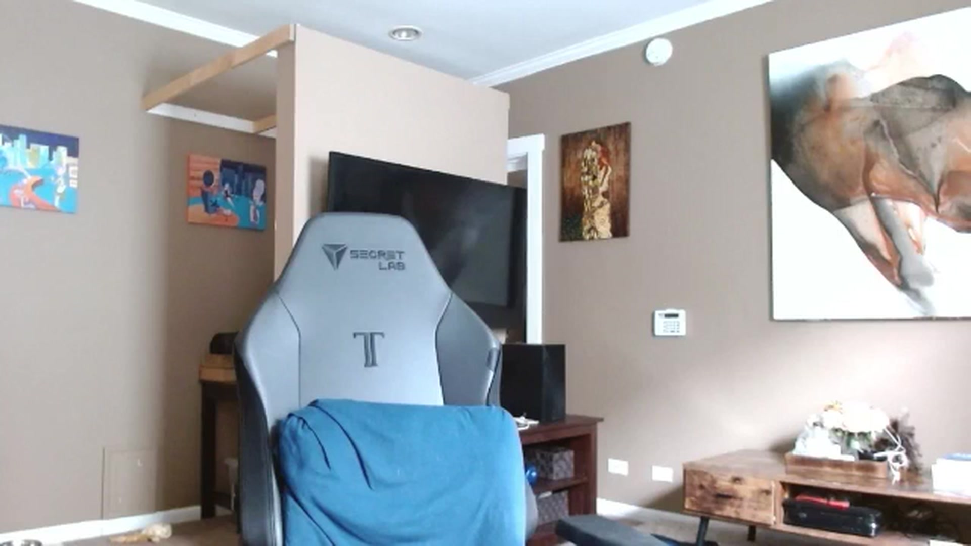 Gallery image thumbnail from Mel_inLove's myfreecams stream on, 08/12/2025, 19:54 image 7 of 20
