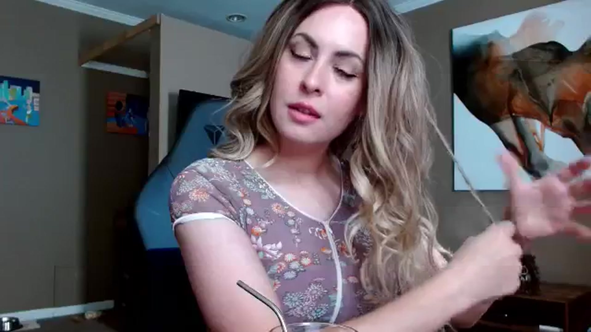 Gallery image thumbnail from Mel_inLove's myfreecams stream on, 08/23/2025, 17:21 image 3 of 20