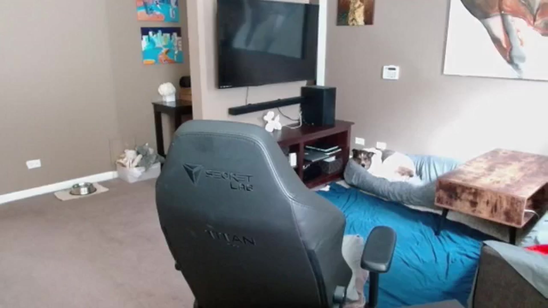 Gallery image thumbnail from Mel_inLove's myfreecams stream on, 10/25/2025, 18:55 image 17 of 20