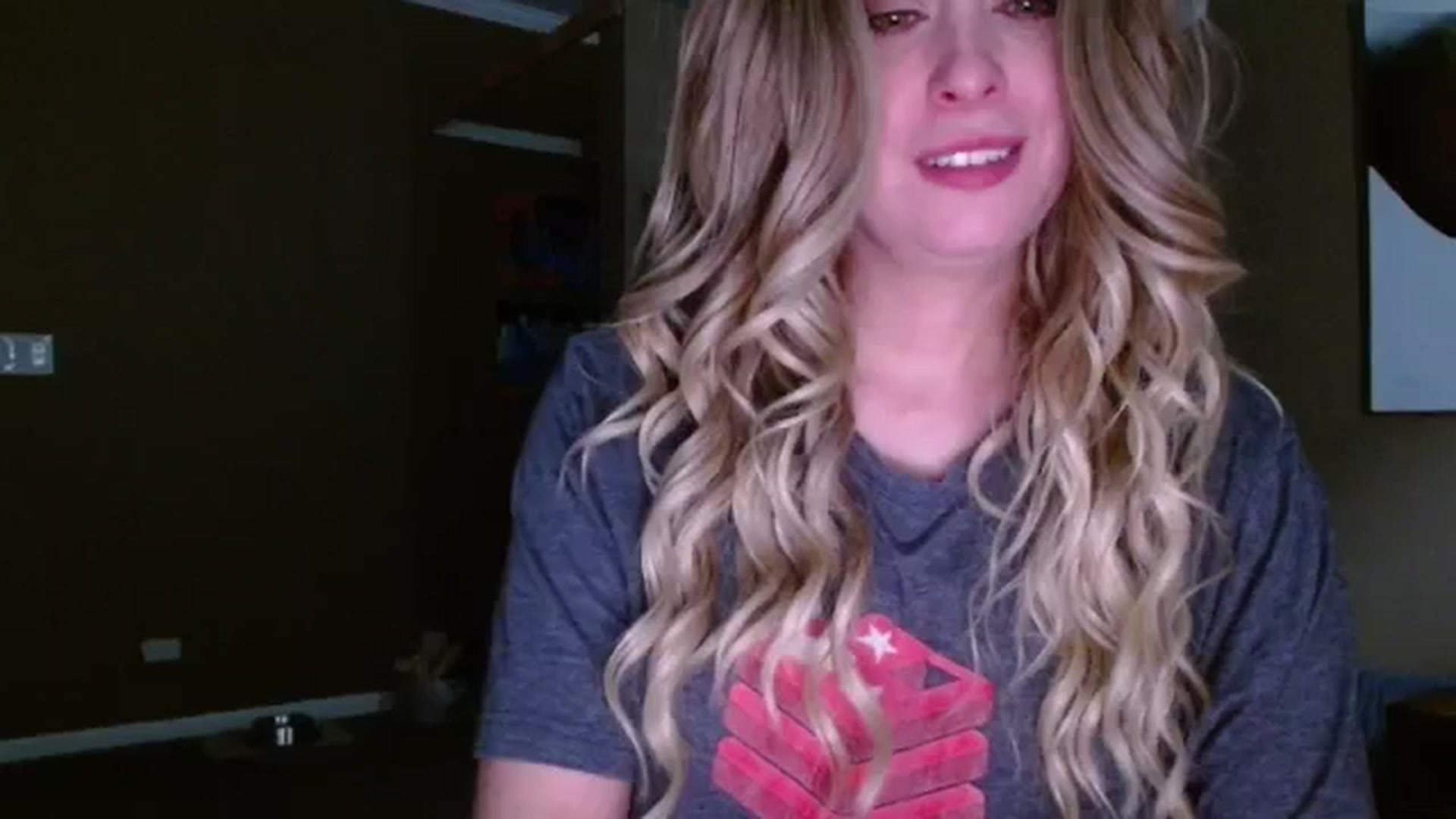 Gallery image thumbnail from Mel_inLove's myfreecams stream on, 10/25/2025, 20:09 image 20 of 20