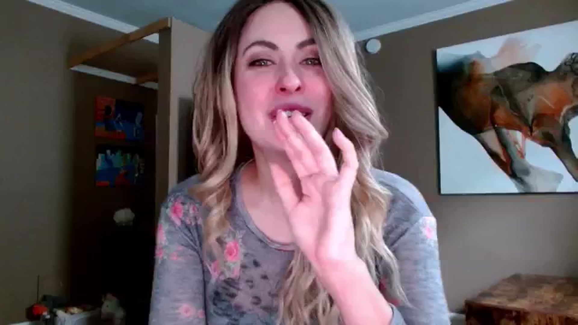 Gallery image thumbnail from Mel_inLove's myfreecams stream on, 11/20/2025, 20:11 image 3 of 20