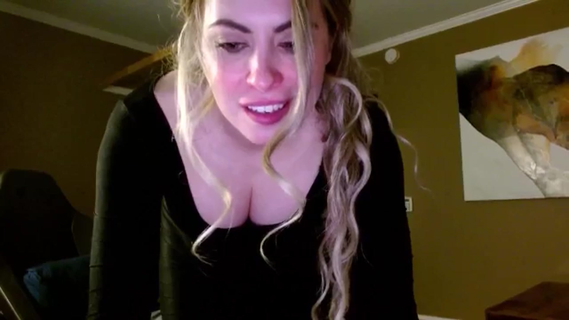Gallery image thumbnail from Mel_inLove's myfreecams stream on, 11/21/2025, 05:24 image 18 of 20