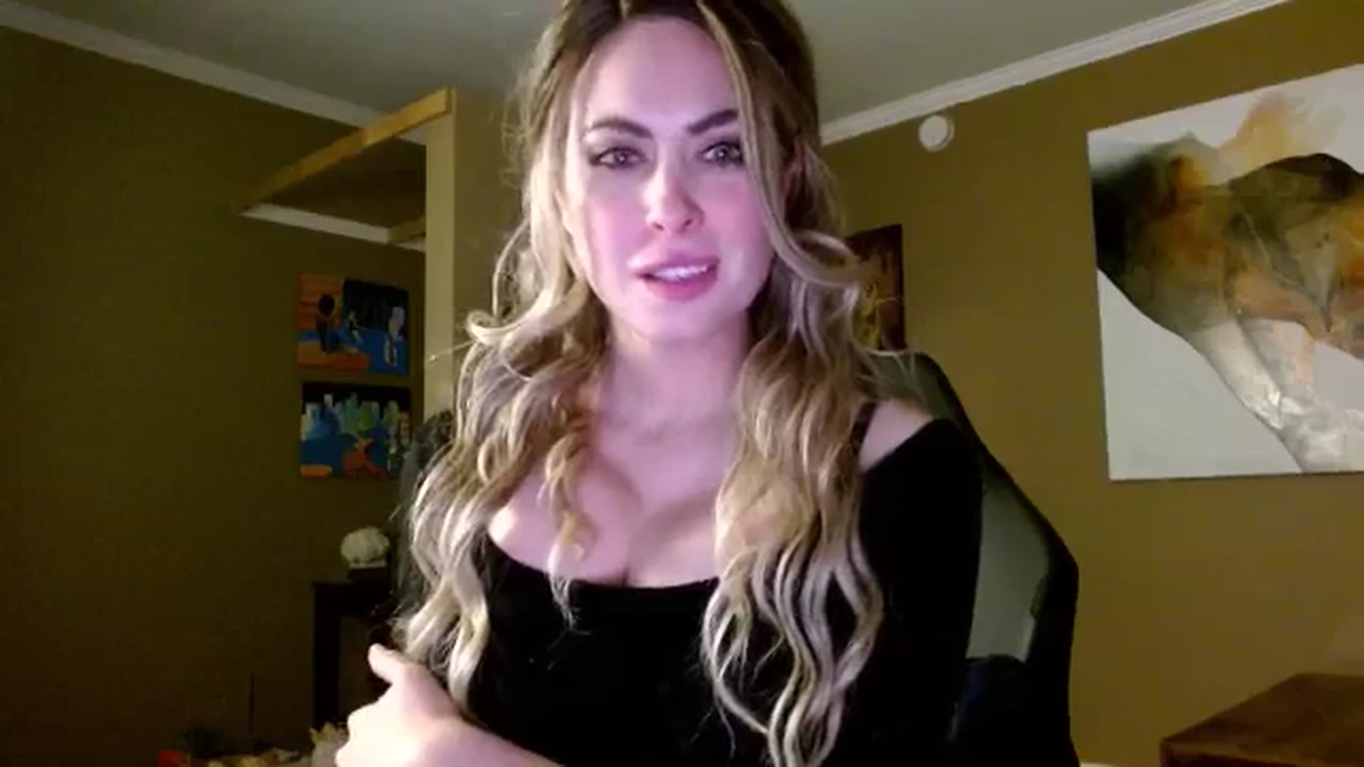 Gallery image thumbnail from Mel_inLove's myfreecams stream on, 11/21/2025, 05:24 image 8 of 20