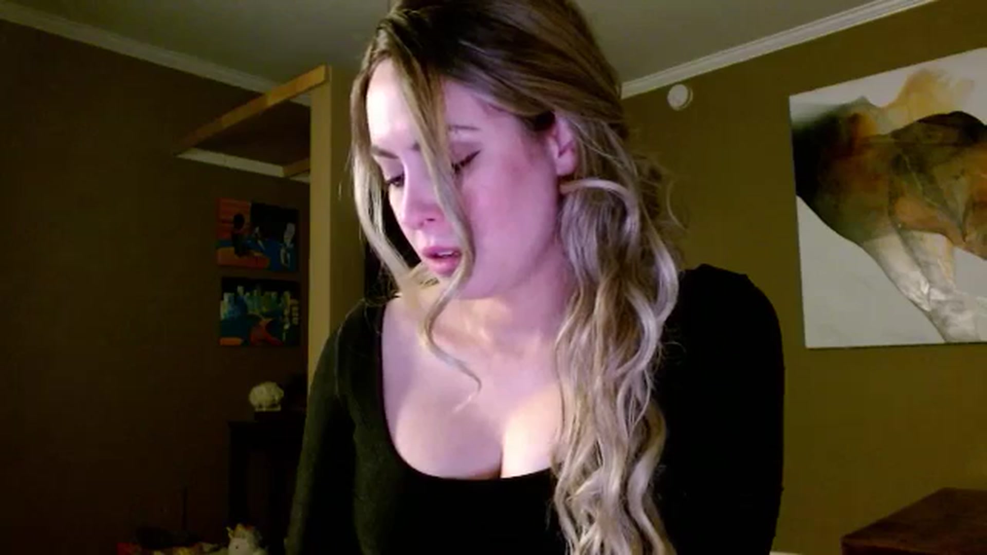 Gallery image thumbnail from Mel_inLove's myfreecams stream on, 11/21/2025, 05:24 image 16 of 20