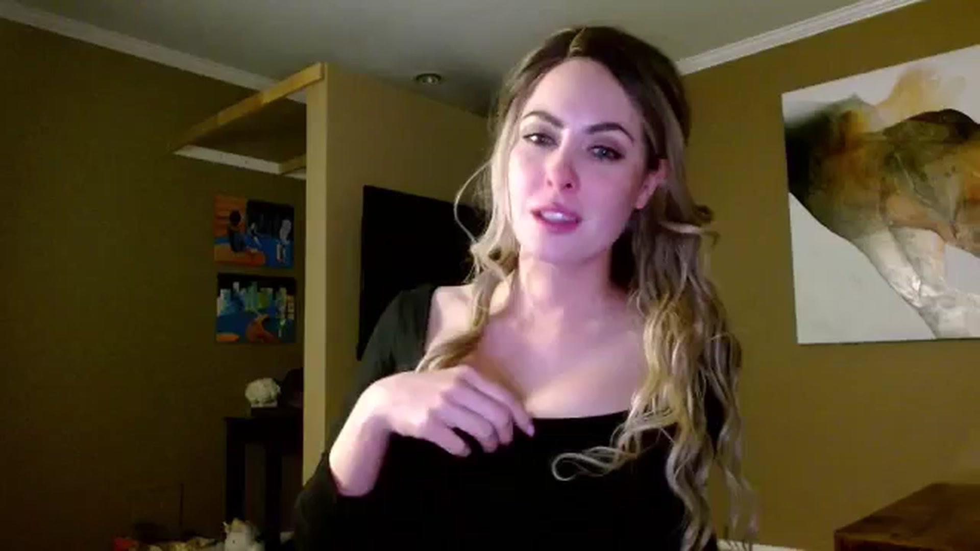 Gallery image thumbnail from Mel_inLove's myfreecams stream on, 11/21/2025, 05:24 image 3 of 20