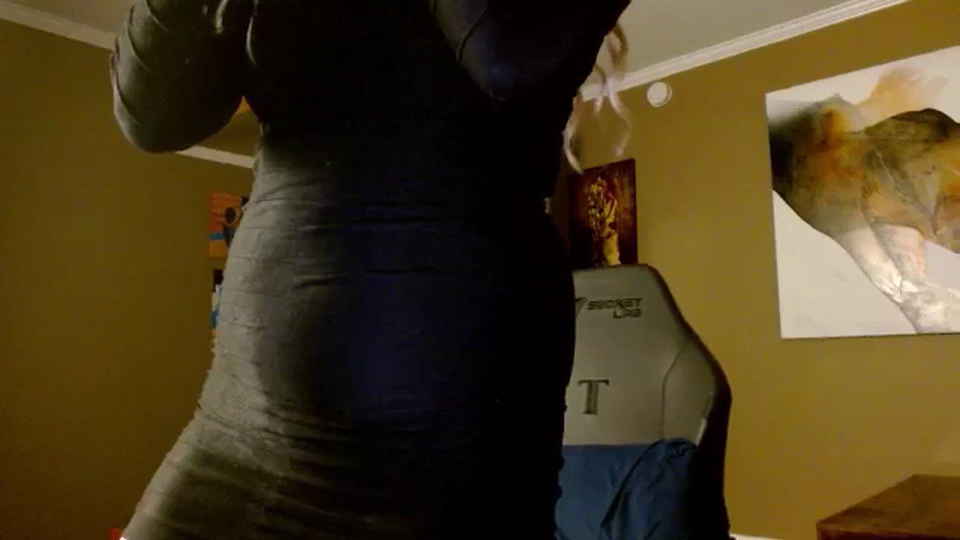 Gallery image thumbnail from Mel_inLove's myfreecams stream on, 11/21/2025, 05:24 image 12 of 20