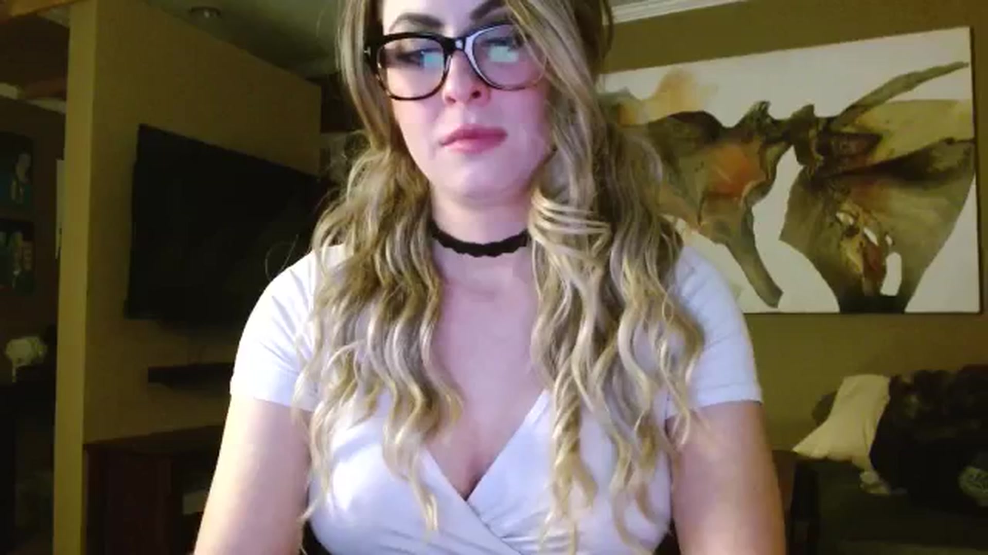 Gallery image thumbnail from Mel_inLove's myfreecams stream on, 12/02/2025, 05:17 image 4 of 20