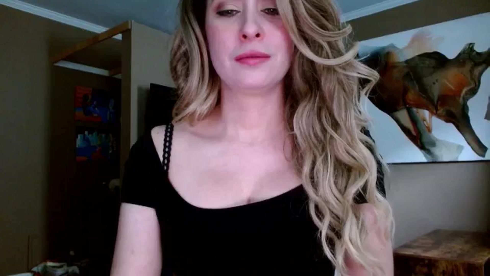 Gallery image thumbnail from Mel_inLove's myfreecams stream on, 01/08/2026, 19:09 image 9 of 20